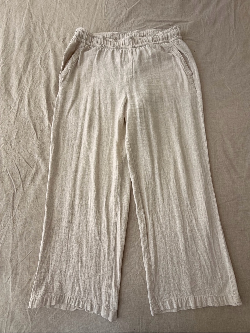 Woman’s High Rise Wide Leg Linen Pants